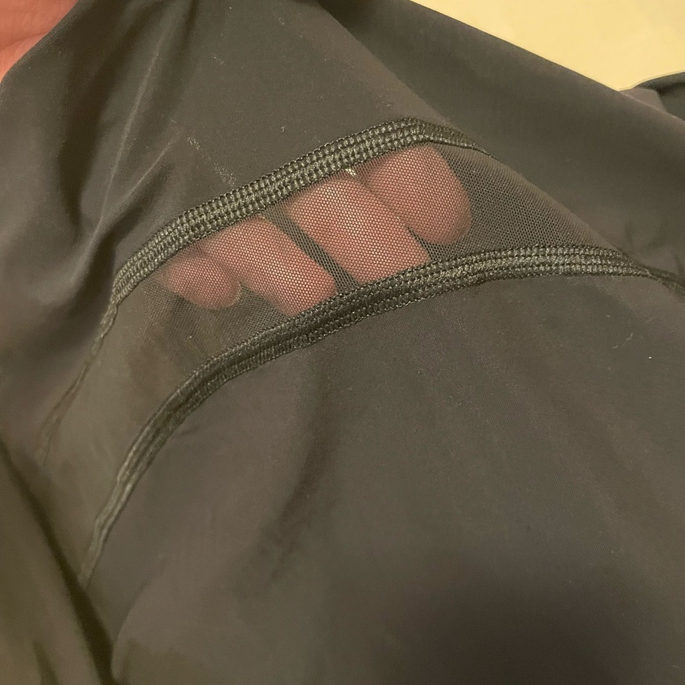 Lululemon top - Picture 7 of 11